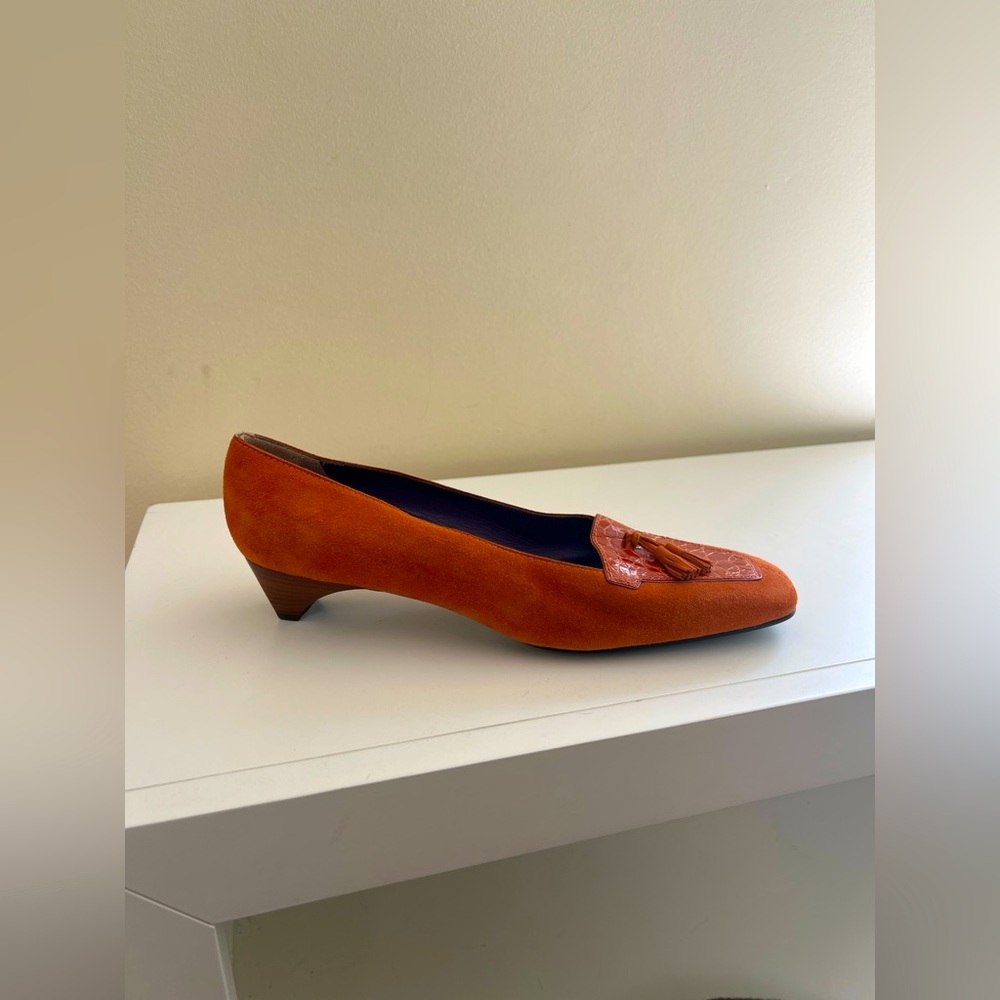 Rene Mancini Paris Orange Suede Women's Loafers - Picture 2 of 11